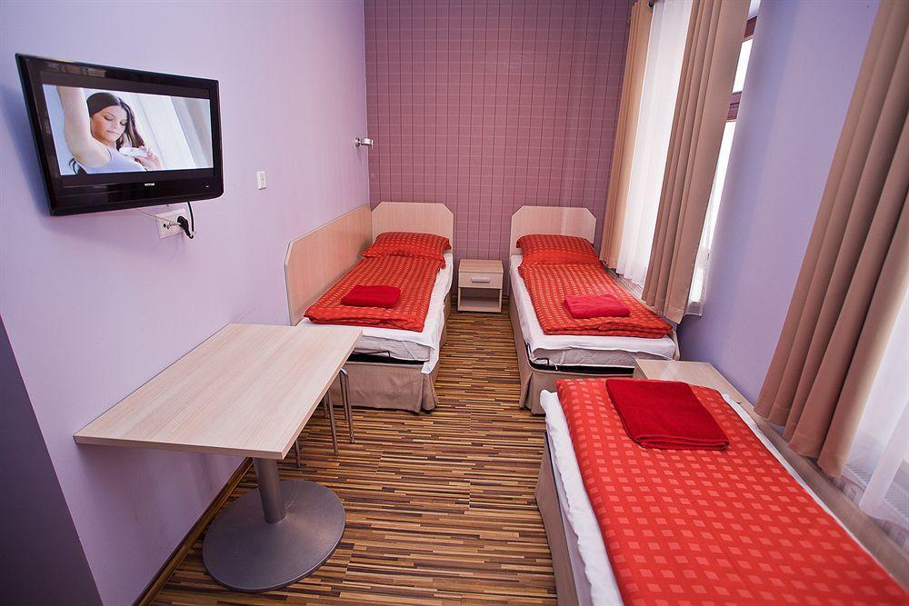 Great Polonia Dwarf Bed & Breakfast