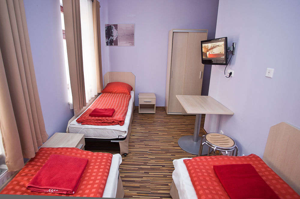 Great Polonia Dwarf Bed & Breakfast 2*