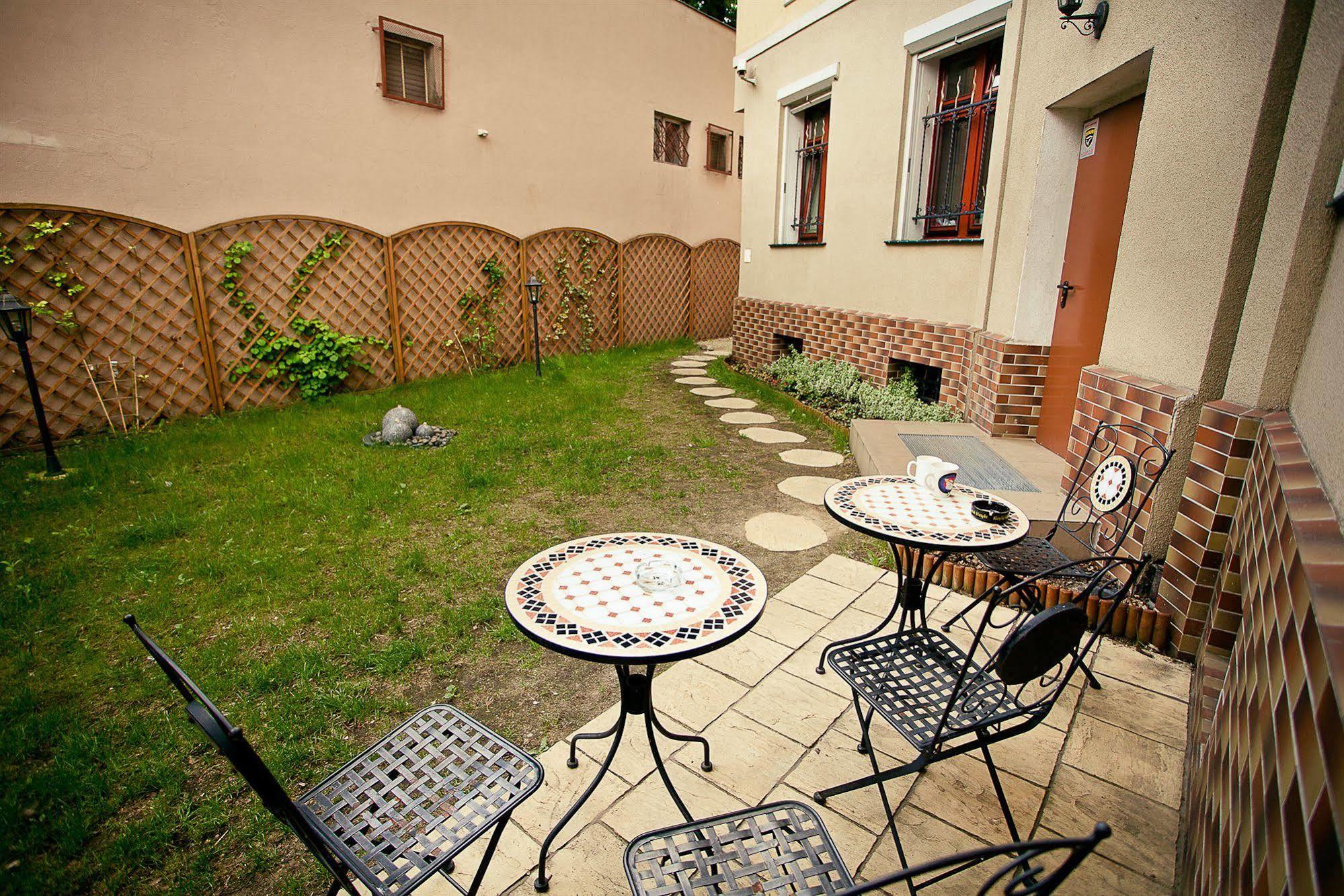 Great Polonia Dwarf Bed & Breakfast 2*