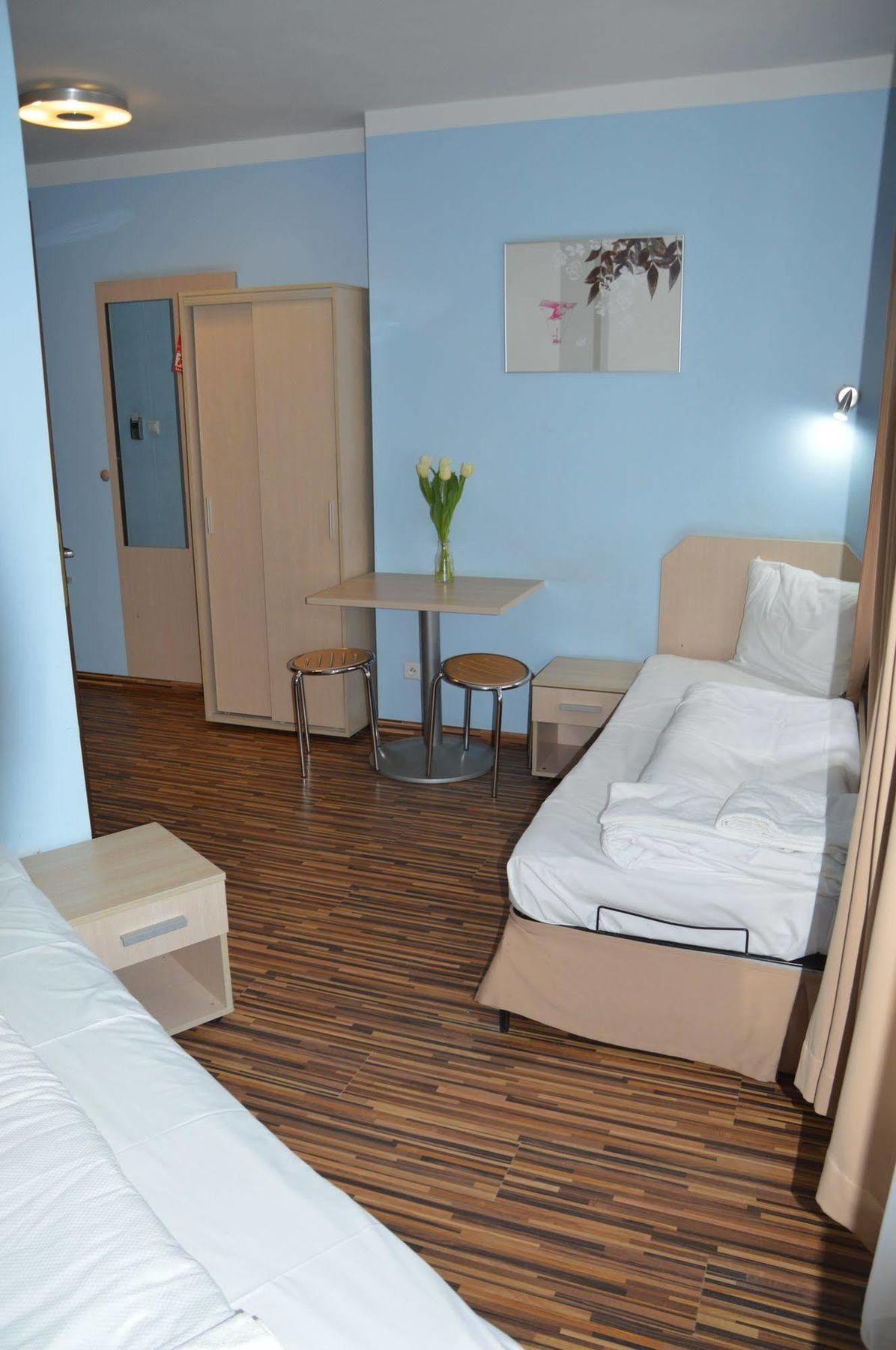 Great Polonia Dwarf Bed & Breakfast
